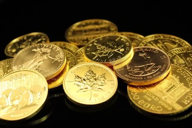 Compramos moedas, barras e artigos de ouro 24k, 22k e 18k.